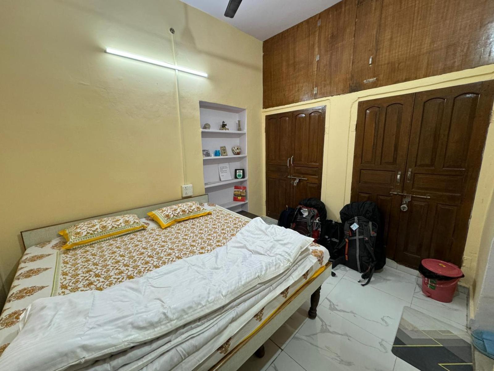 Nadya Homestay For Female & Family Jaipur Kamer foto