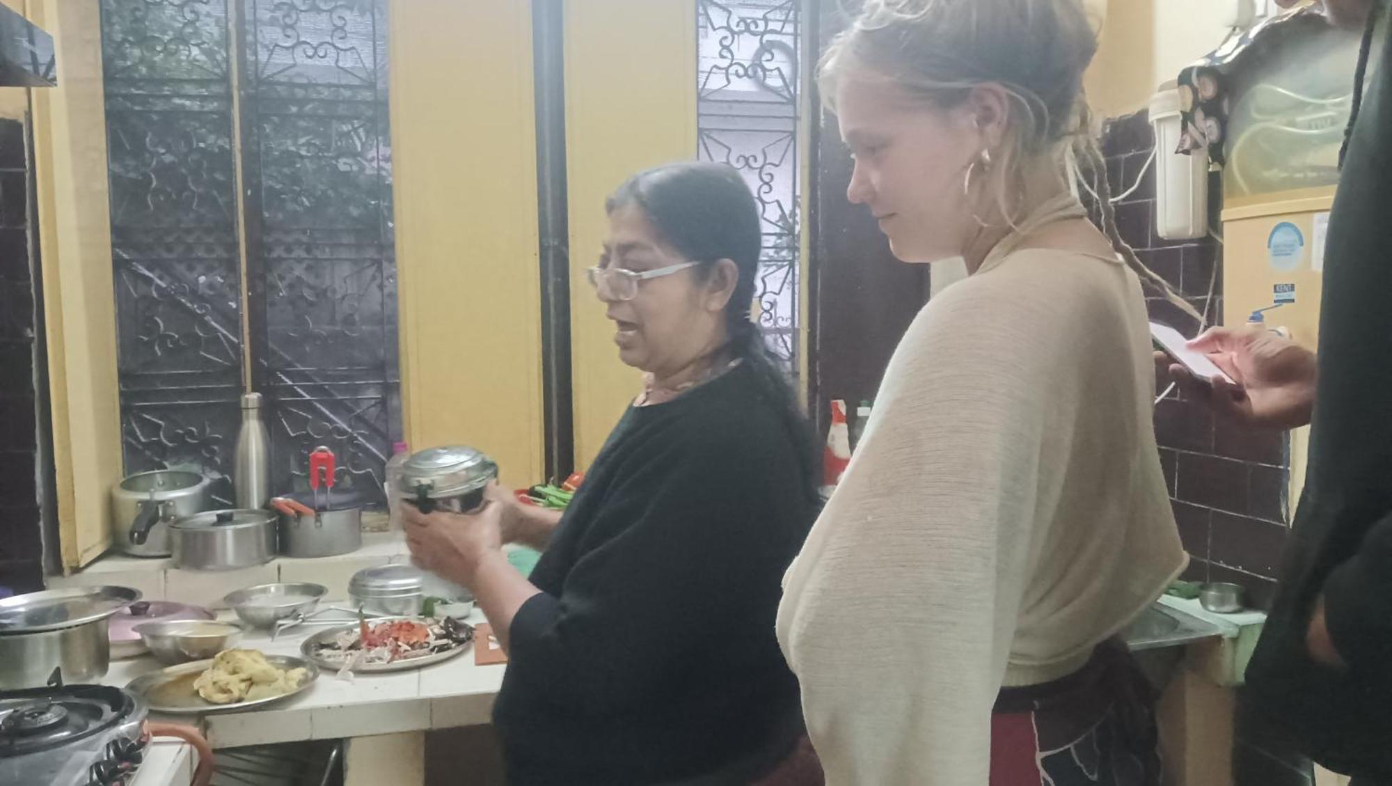 Nadya Homestay For Female & Family Jaipur Buitenkant foto