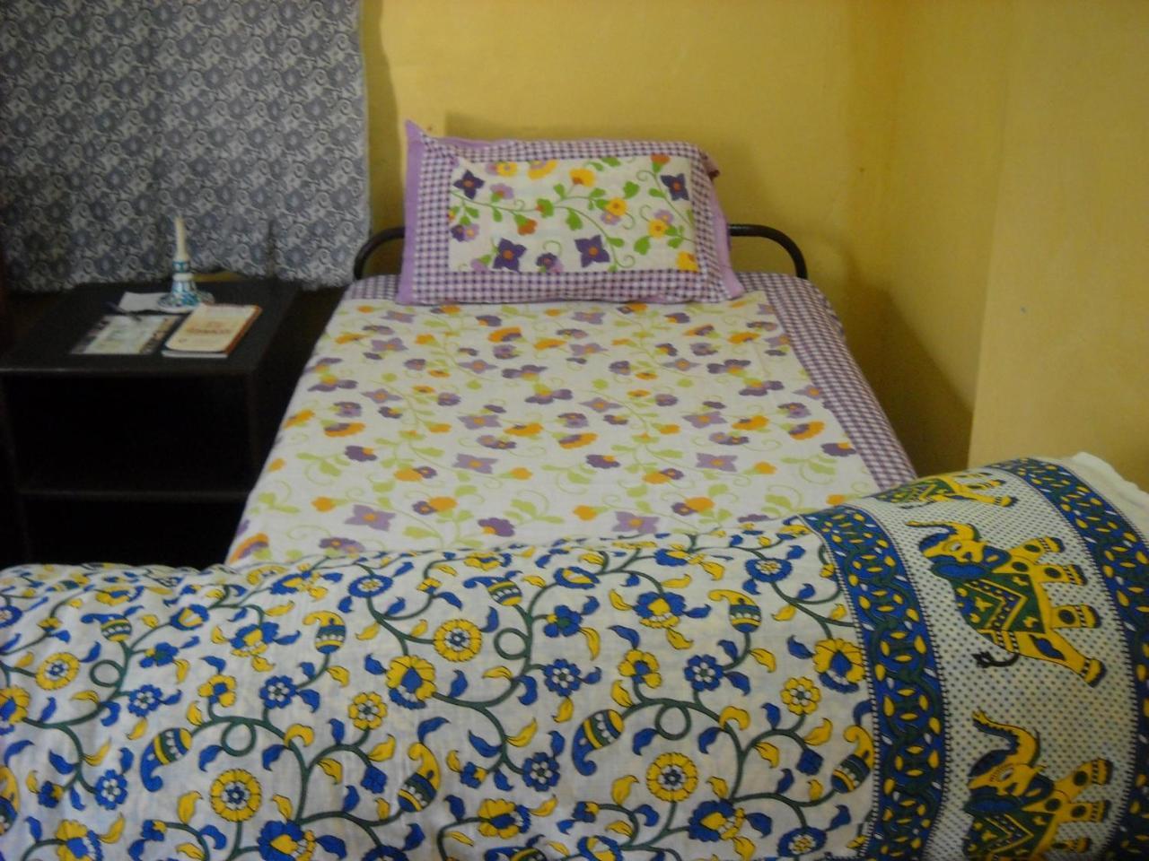 Nadya Homestay For Female & Family Jaipur Buitenkant foto
