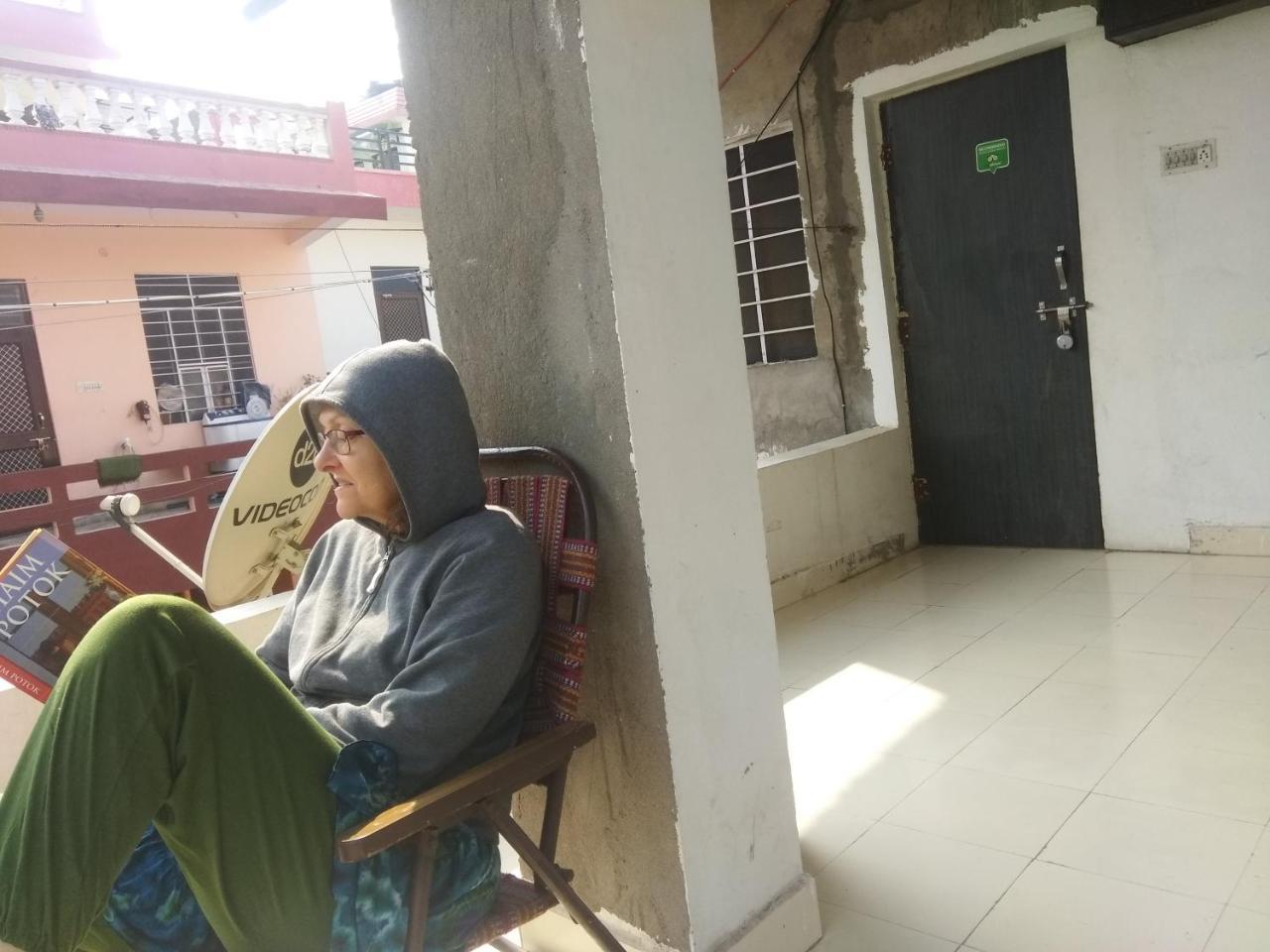 Nadya Homestay For Female & Family Jaipur Buitenkant foto
