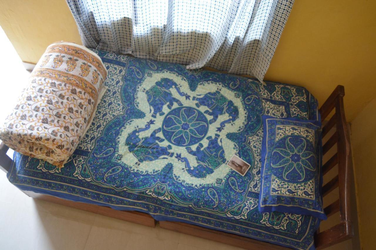 Nadya Homestay For Female & Family Jaipur Buitenkant foto